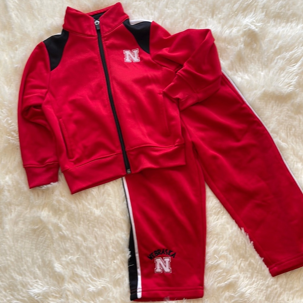 Toddler Huskers Sweatsuit